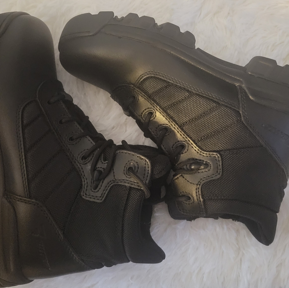 Size 7 Bates Work Boot
